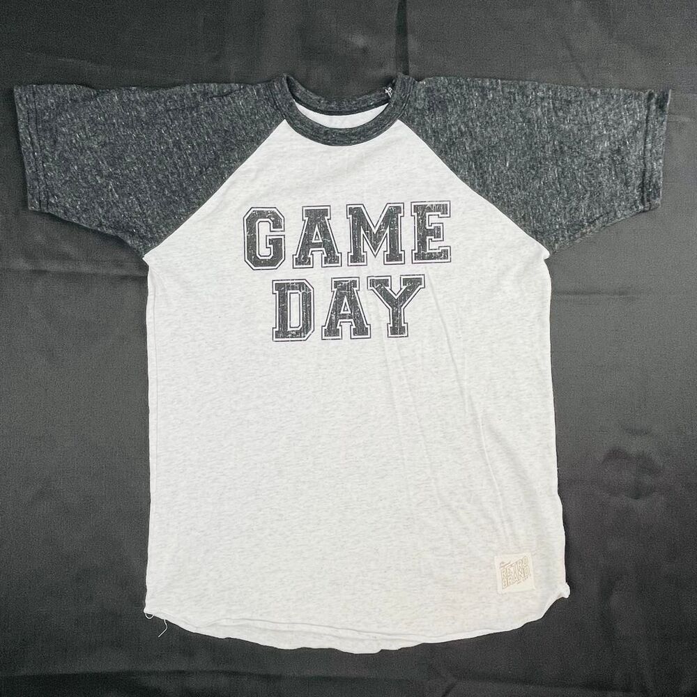 Retro-brand Men's Grey and White T-shirt